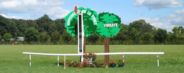 Poteau de Vibraye.jpg